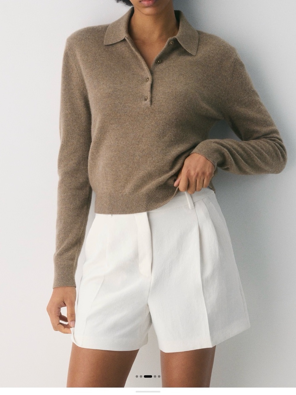 Aritzia the effortless short mid thigh in crepette- light birch- size 10